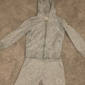 Moncler Boys Gray Embroidered Tracksuit size 6